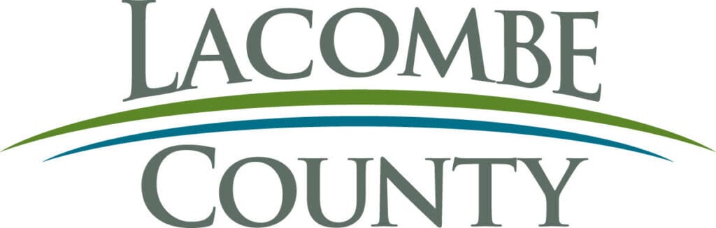 A logo of arcom country